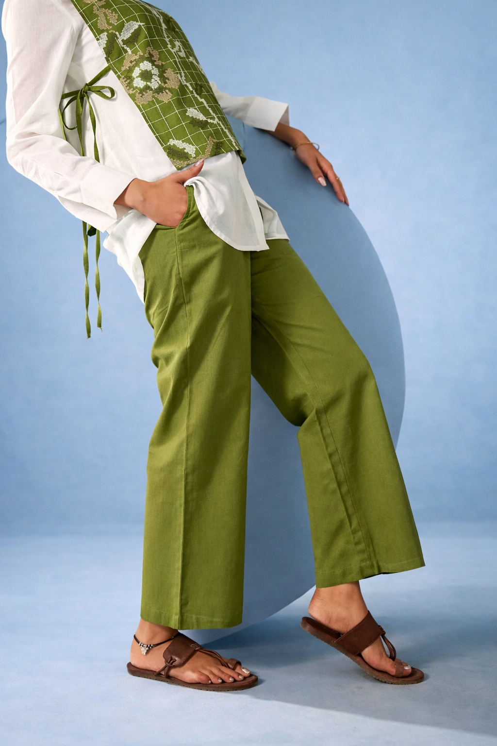 Green Pure Cotton Bib Shirt Co-ords.
