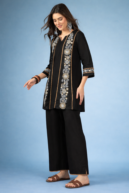 Black Embroidered Pure Cotton Round Neck Co-Ords